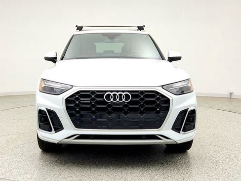 Used 2023 Audi Q5 2.0T Premium Plus w/ Premium Plus Package AWD/4WD image 2