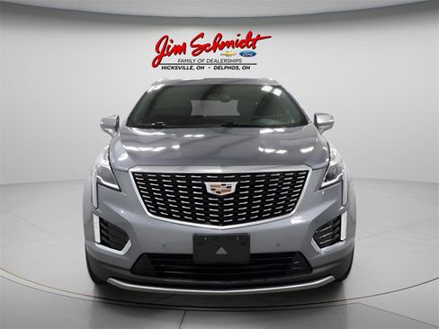 Used 2021 Cadillac XT5 Premium Luxury image 3