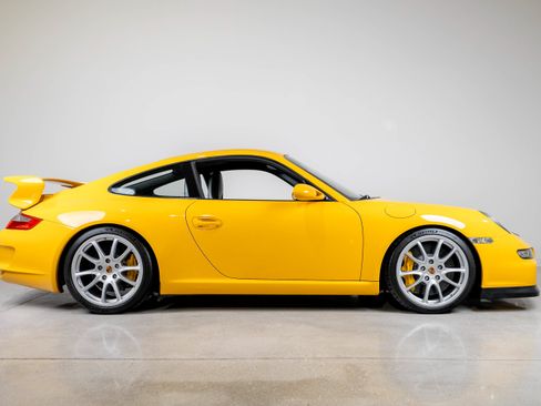 Used 2007 Porsche 911 GT3 RWD image 37