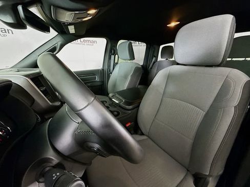 Used 2024 RAM 2500 Big Horn w/ Bed Utility Group image 19