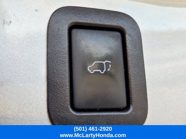 Used 2017 Toyota Highlander XLE AWD/4WD image 18