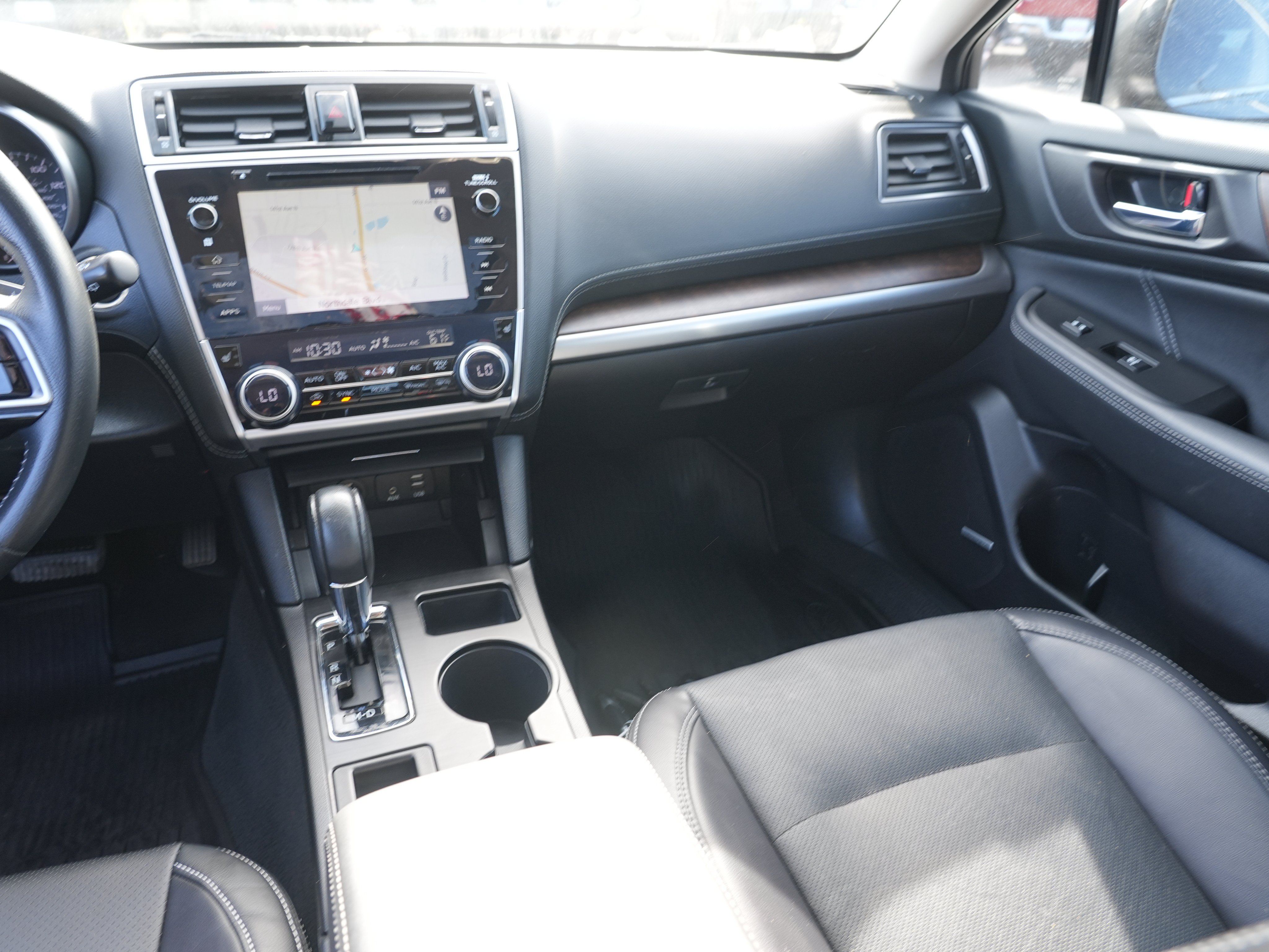Used 2018 Subaru Outback 3.6R Limited AWD/4WD image 22