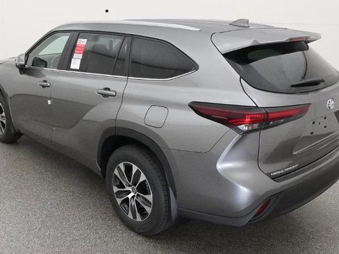 New 2026 Toyota Highlander XLE AWD/4WD image 15