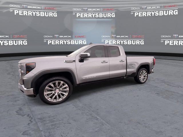 Used 2023 GMC Sierra 1500 SLE w/ Enhanced Capability Package AWD/4WD image 4