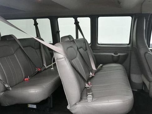 Used 2024 Chevrolet Express 3500 LS RWD image 9