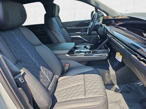 New 2026 Cadillac Escalade IQ Sport 1 w/ LPO, ONYX Package image 10