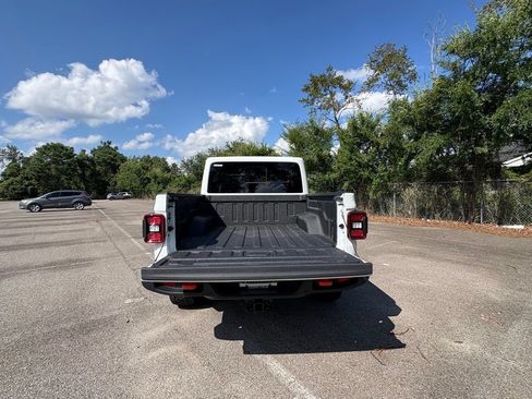 New 2026 Jeep Gladiator Mojave w/ Safety Group AWD/4WD image 21
