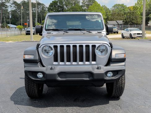 Used 2020 Jeep Wrangler Unlimited Sport S AWD/4WD image 8
