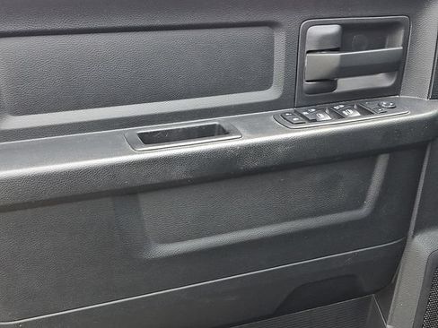 Used 2018 RAM 1500 Express w/ Express Value Package AWD/4WD image 22