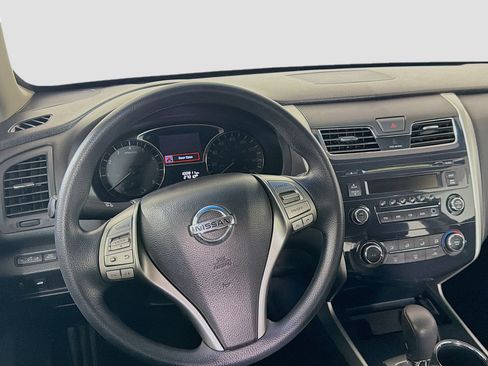 Used 2014 Nissan Altima 2.5 S FWD image 17