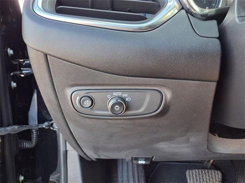 Used 2022 Chevrolet Equinox LT image 71