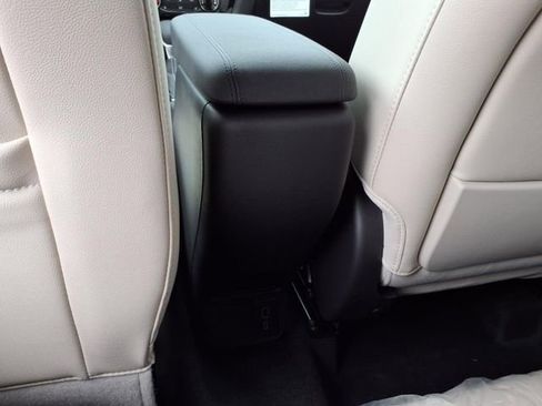 Used 2025 Buick Encore GX Sport Touring w/ Comfort Package image 18