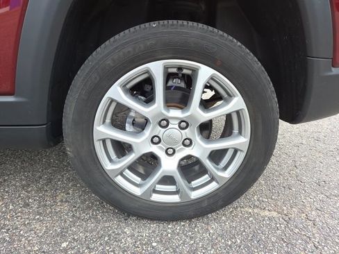 Used 2022 Jeep Compass Latitude AWD/4WD image 63