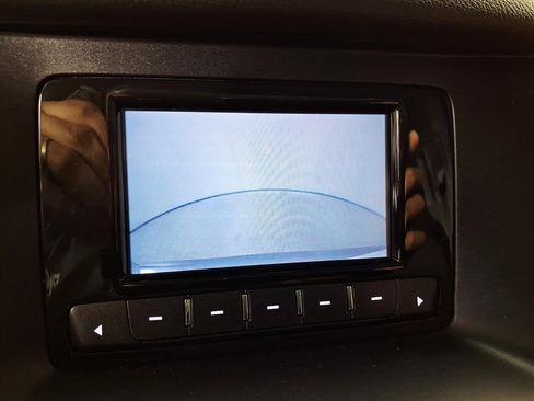 Used 2017 Chevrolet Tahoe 2WD image 10