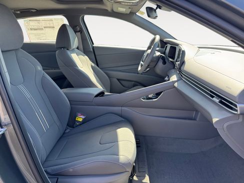 New 2026 Hyundai Elantra SEL Sport Premium image 15