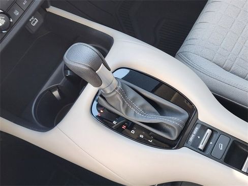 Used 2024 Honda HR-V LX image 21