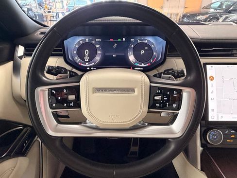 Used 2023 Land Rover Range Rover Long Wheelbase SE AWD/4WD image 11