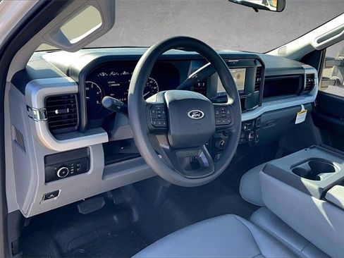 New 2026 Ford F450 XL w/ XL Chrome Package image 5