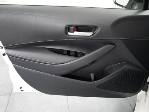 Used 2021 Toyota Corolla SE FWD image 21