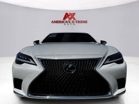 Used 2023 Lexus LS 500 w/ Accessory Package (Z2) RWD image 9
