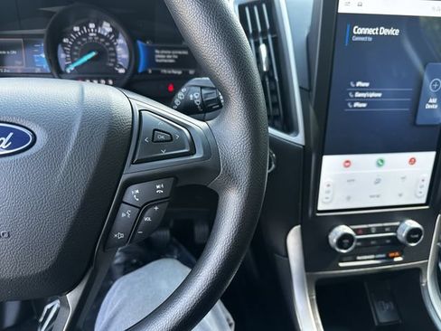 Certified 2023 Ford Edge SE w/ Black Appearance Package AWD/4WD image 29
