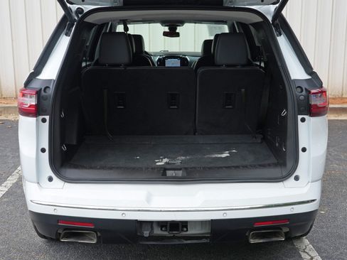 Used 2019 Chevrolet Traverse Premier AWD/4WD image 9