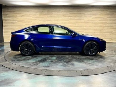 Used 2024 Tesla Model 3 Standard Range RWD image 23