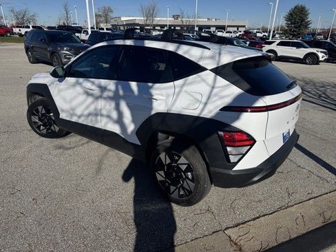 Used 2025 Hyundai Kona SEL image 6