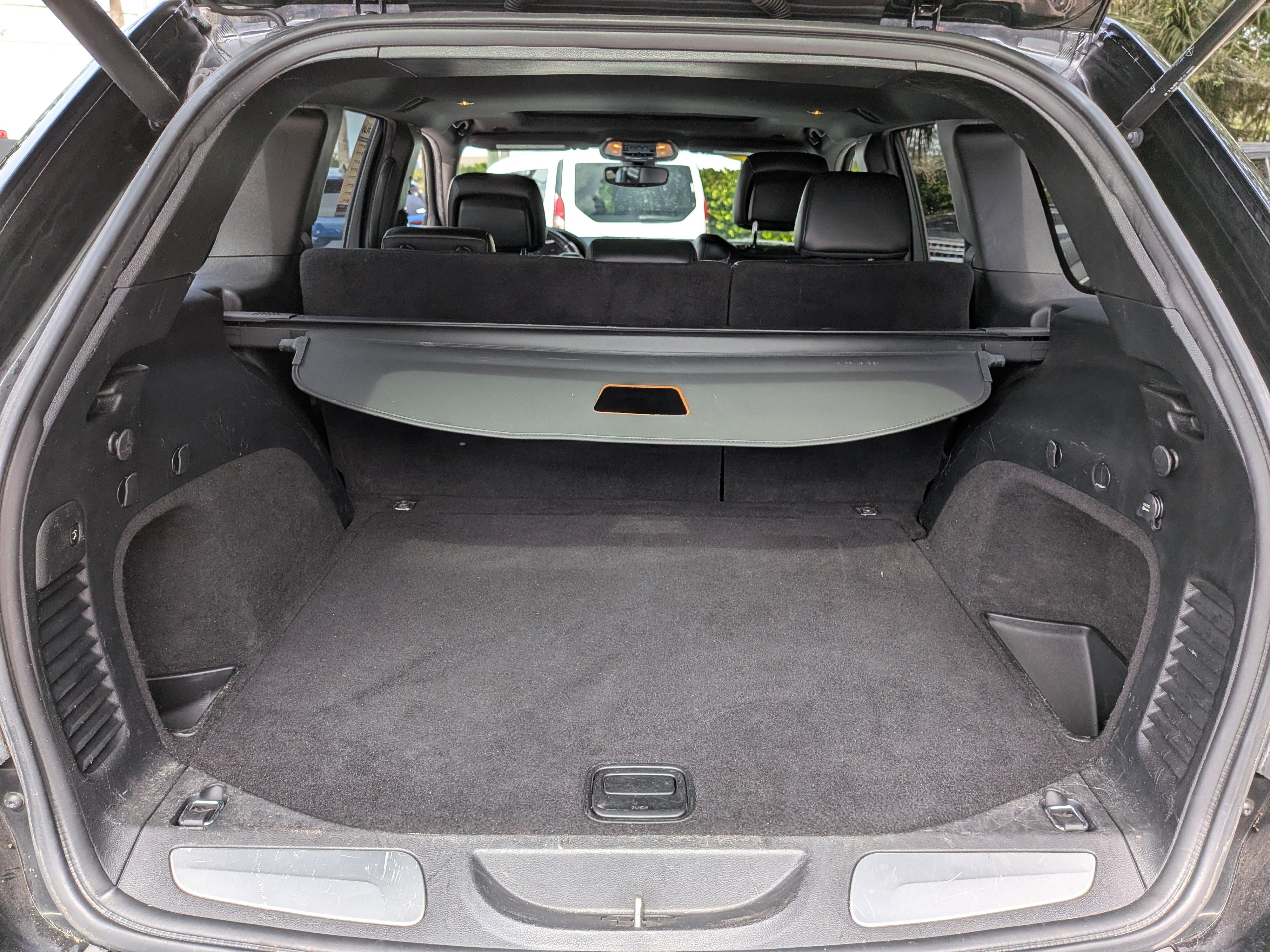 Used 2019 Jeep Grand Cherokee Limited RWD image 13