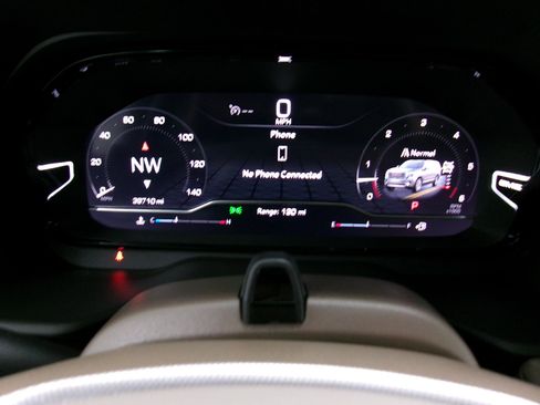 Certified 2024 GMC Yukon Denali w/ Advanced Technology Package image 8