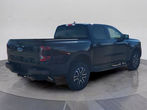 Used 2025 Ford Ranger Lariat w/ Advanced Towing Package AWD/4WD image 17