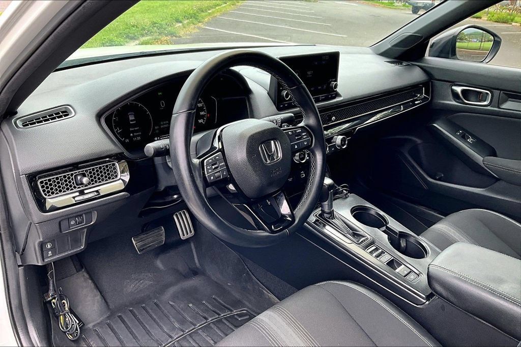 Used 2023 Honda Civic Sport image 13