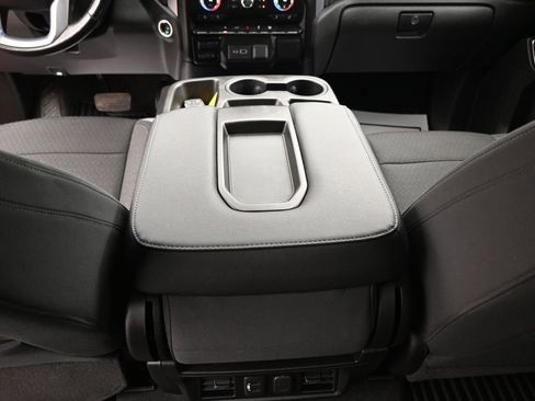 Used 2021 GMC Sierra 1500 Elevation image 20
