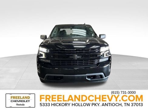 Used 2020 Chevrolet Silverado 1500 LT image 2