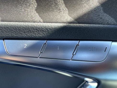 Used 2025 Audi A6 2.0T Premium w/ Convenience Plus Package image 17