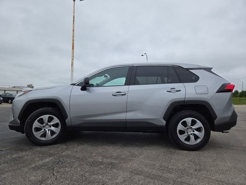 Used 2025 Toyota RAV4 LE AWD/4WD image 19