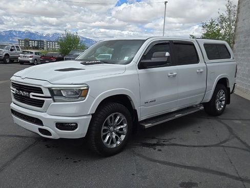Used 2022 RAM 1500 Laramie AWD/4WD image 8