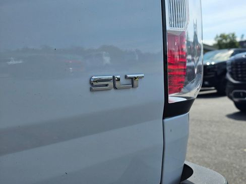 Certified 2017 GMC Canyon SLT w/ Driver Alert Package AWD/4WD image 15