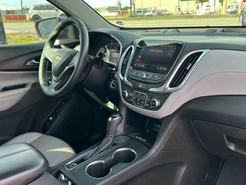Used 2020 Chevrolet Equinox Premier FWD image 13