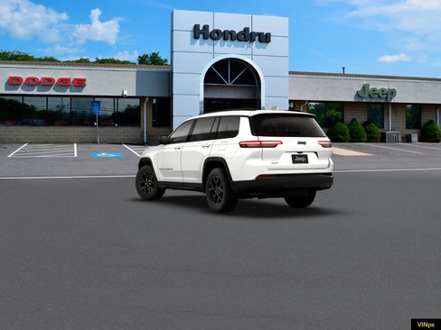 New 2026 Jeep Grand Cherokee L 4WD image 5