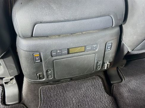 Used 2018 Nissan Armada Platinum w/ Captain Seat Package image 30