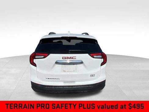 Used 2023 GMC Terrain SLE w/ Driver Convenience Package FWD image 4