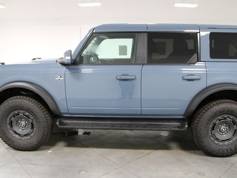 New 2025 Ford Bronco Outer Banks w/ Sasquatch Package image 5