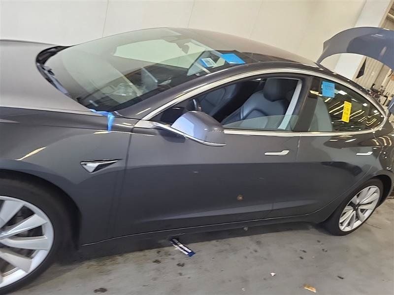 Used 2018 Tesla Model 3 Long Range AWD/4WD image 3