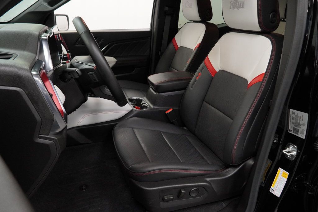 Used 2024 GMC Canyon AT4X w/ AT4X AEV Edition AWD/4WD image 4
