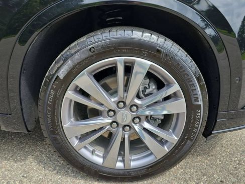 Used 2023 Cadillac XT6 Premium Luxury w/ Platinum Package AWD/4WD image 9