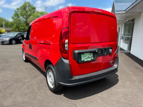 Used 2018 RAM ProMaster City Tradesman FWD image 12