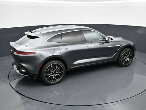 Used 2021 Aston Martin DBX AWD/4WD image 27
