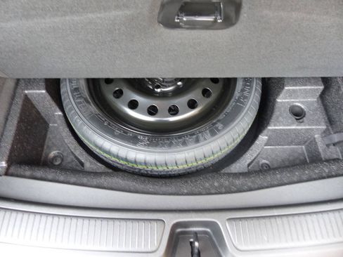 Used 2023 Buick Envision Avenir AWD/4WD image 55