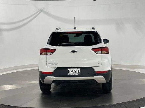 Used 2022 Chevrolet TrailBlazer LT w/ Convenience Package image 12